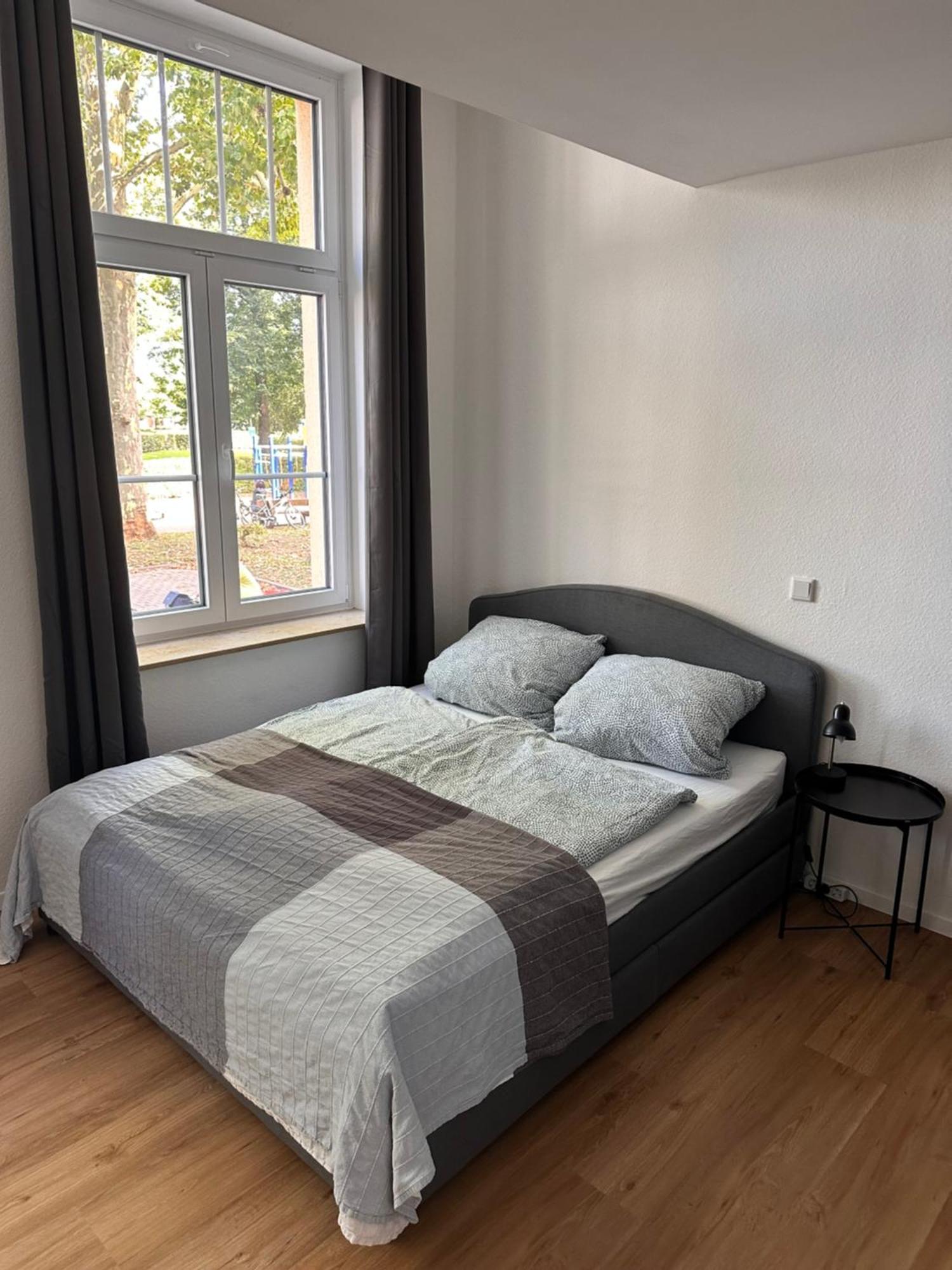 Zentrales Apartment Mit Parkplatz Hockenheim Exterior foto